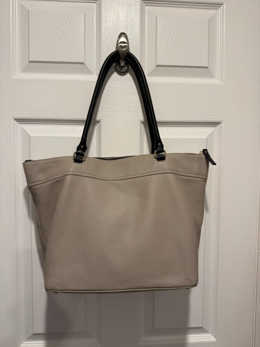 Kate Spade Cobble Hill Large Tote - Picture 5 of 8